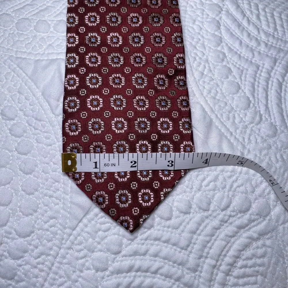 Hugo Boss Men's Burgundy Jacquard Geometric Silk Neck Tie 60